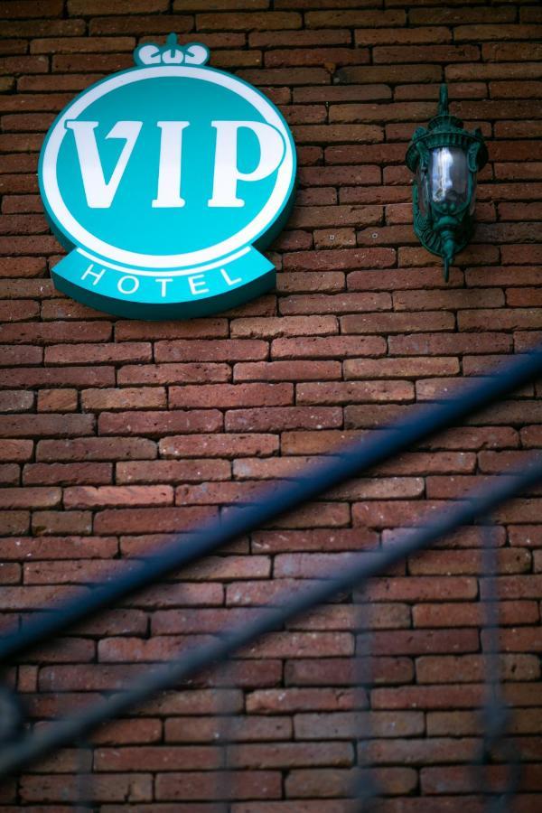 Hotel Vip Tbilisi Bagian luar foto