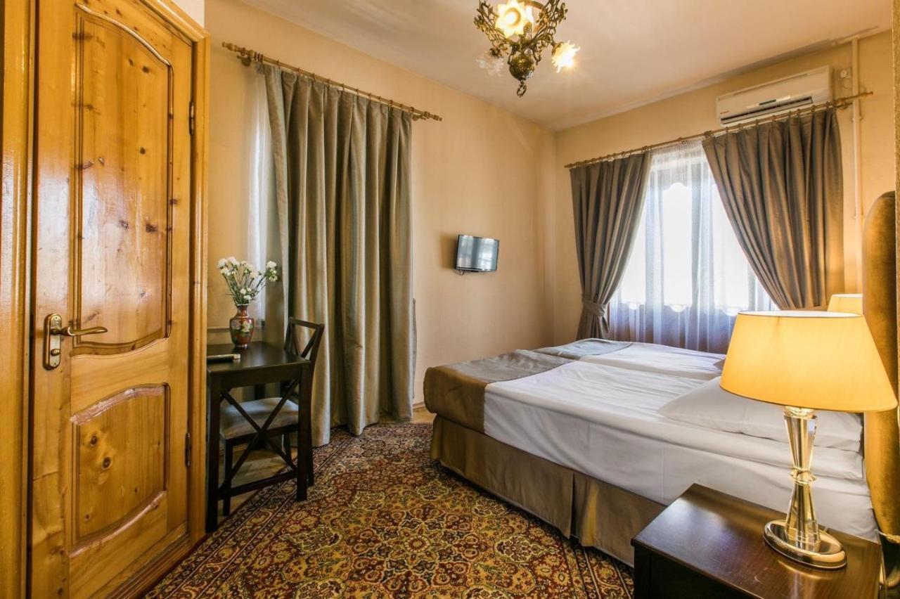 Hotel Vip Tbilisi Bagian luar foto