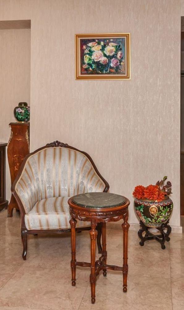 Hotel Vip Tbilisi Bagian luar foto