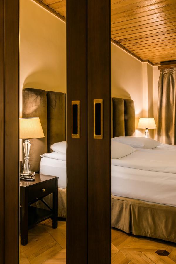 Hotel Vip Tbilisi Bagian luar foto